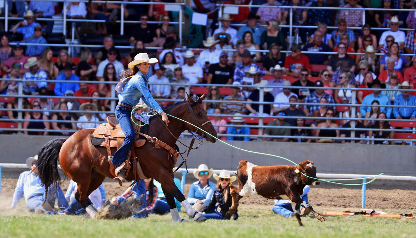 Volborg roper Joey Williams wins Pendleton Round-Up