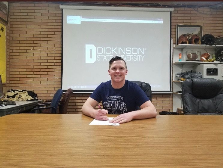 Billings West's Hunter Morse signs to play football for Dickinson State