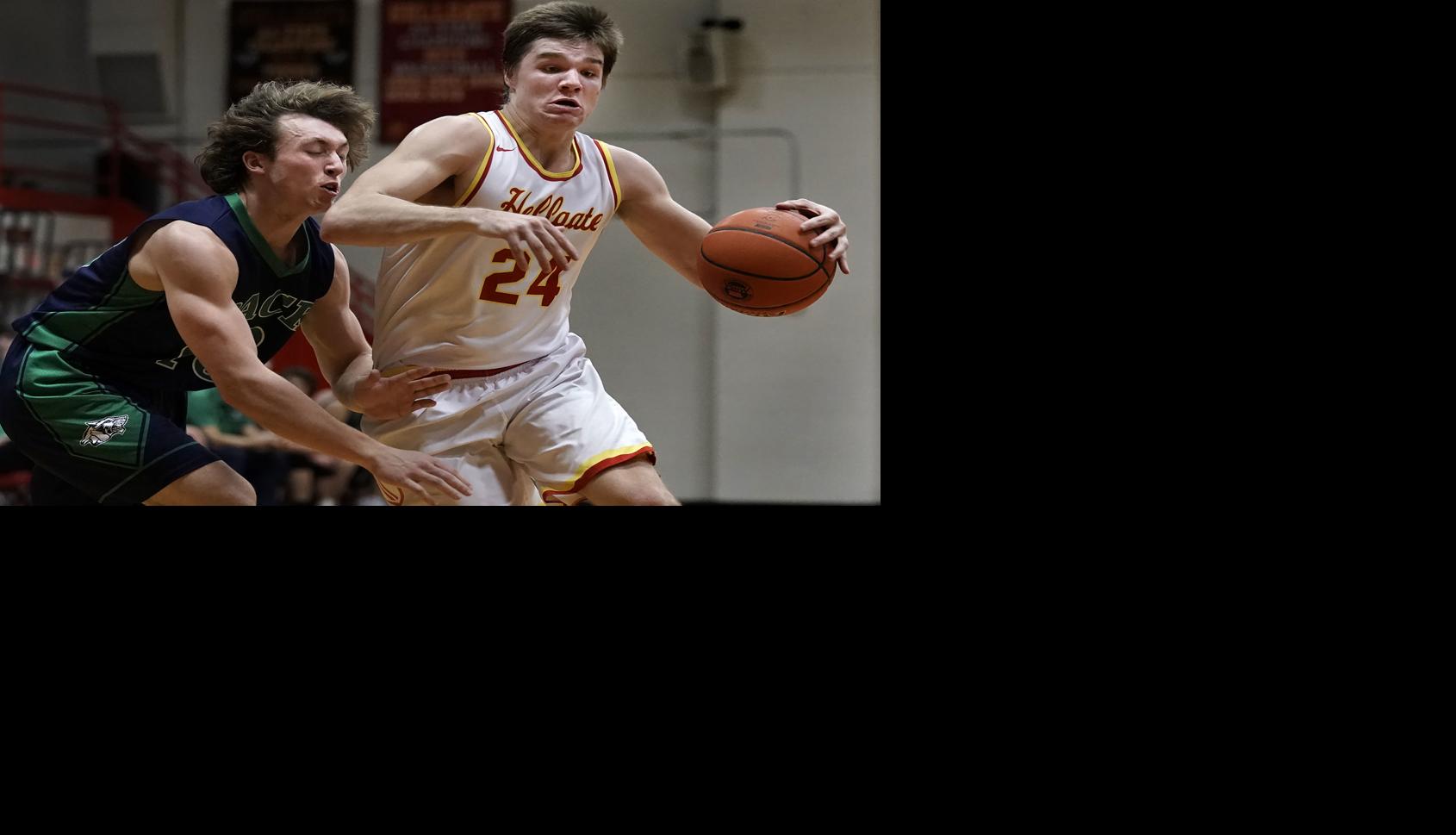 Hellgate S Rollie Worster Signs With Utah State Sentinel S Lexi