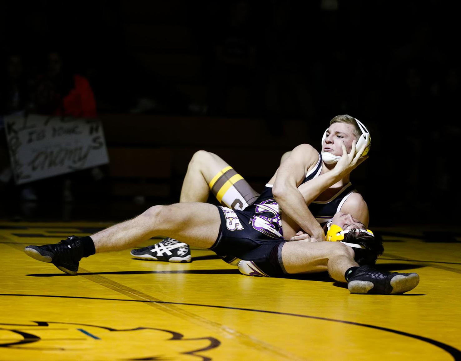 Photos Helena Capital wrestling defeats Missoula Sentinel
