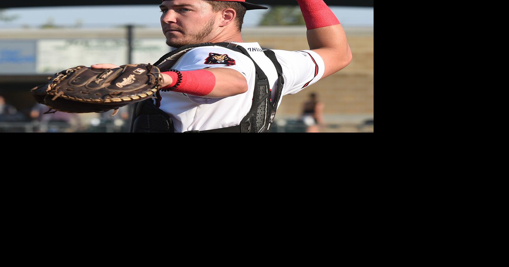 Ex-Mustangs star John Michael Faile signs with Reds