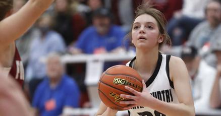 Saco-Whitewater-Hinsdale girls basketball standouts Kaitlyn McColly, Kia  Wasson choose colleges