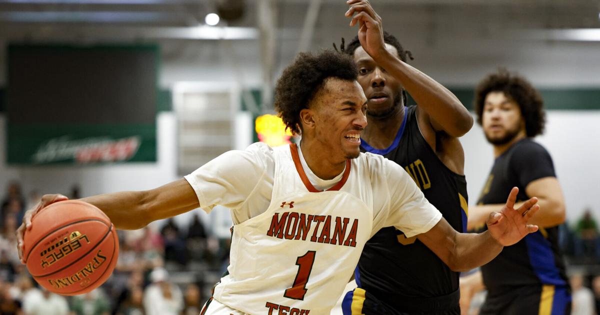 Montana Tech survives to win national tournament game for third year in a row