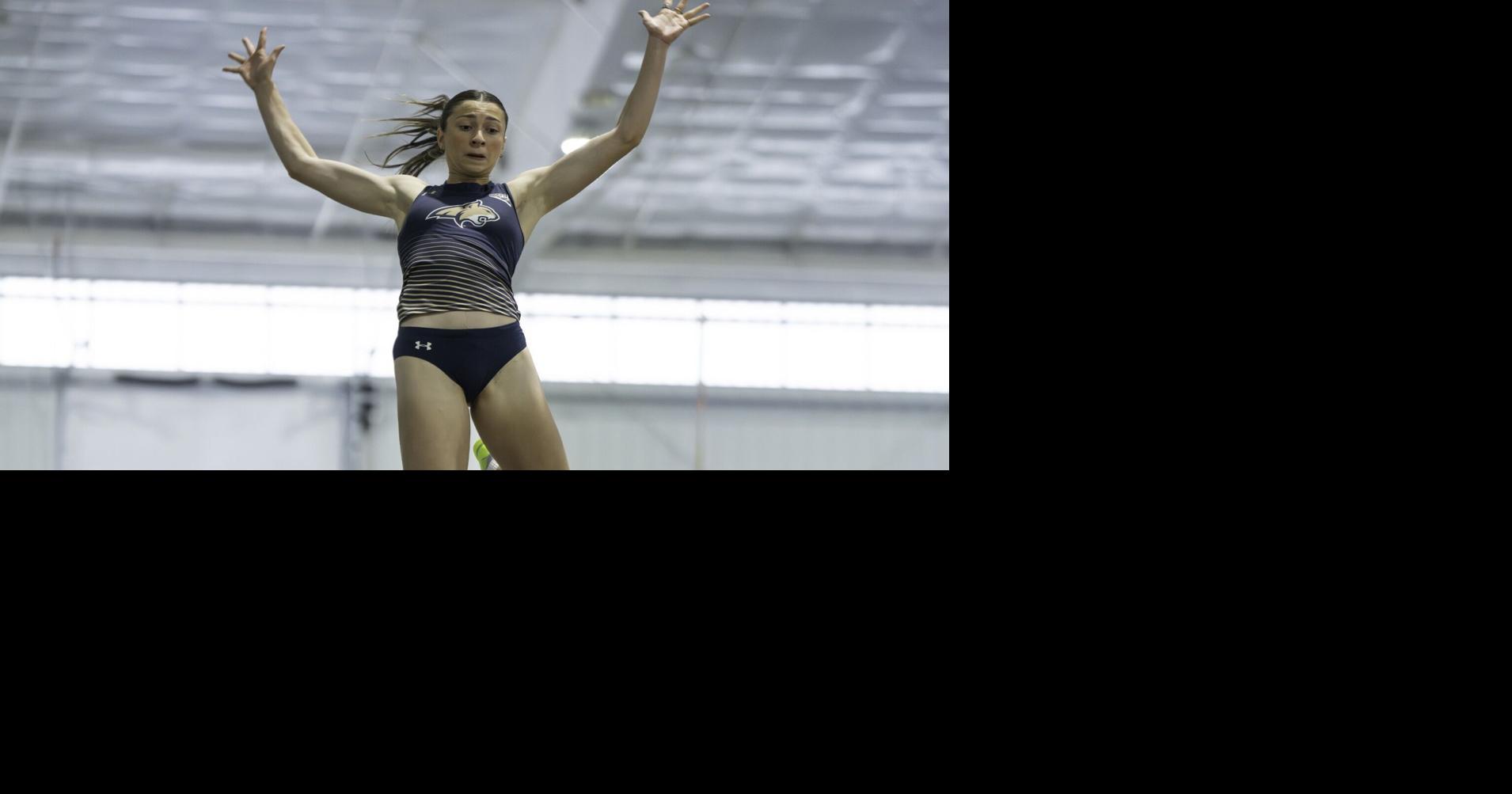 Montana State jumper Hailey Coey shatters records at season-opening Bobcat PReview