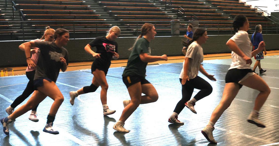 Montana wrestlers counting the days until going to Germany