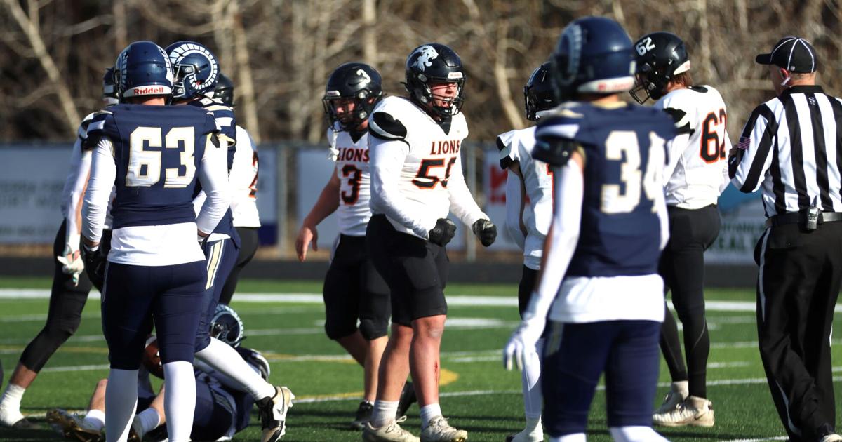 Photos of Eureka football's playoff win over Red Lodge