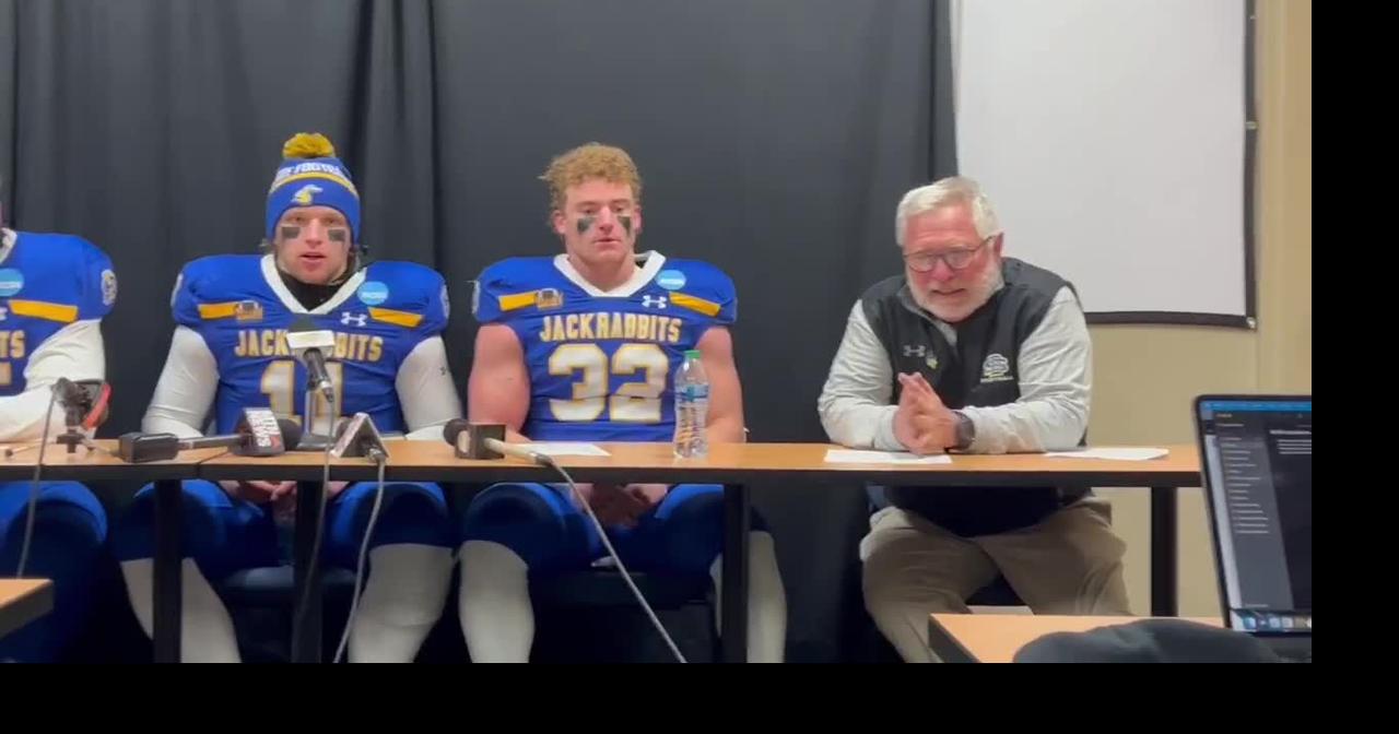 South Dakota State playerspost Montana State in FCS semifinals