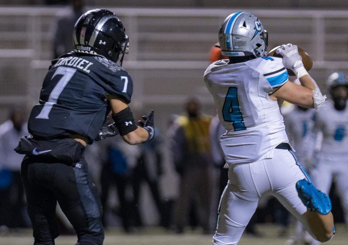 Cleveland, Volcano Vista meet again in State Semifinals 