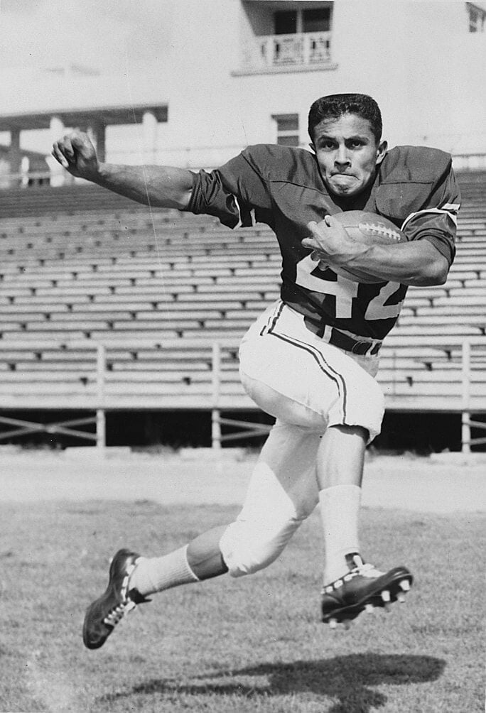 Lobo Football History on X: Rest In Peace one of the greatest