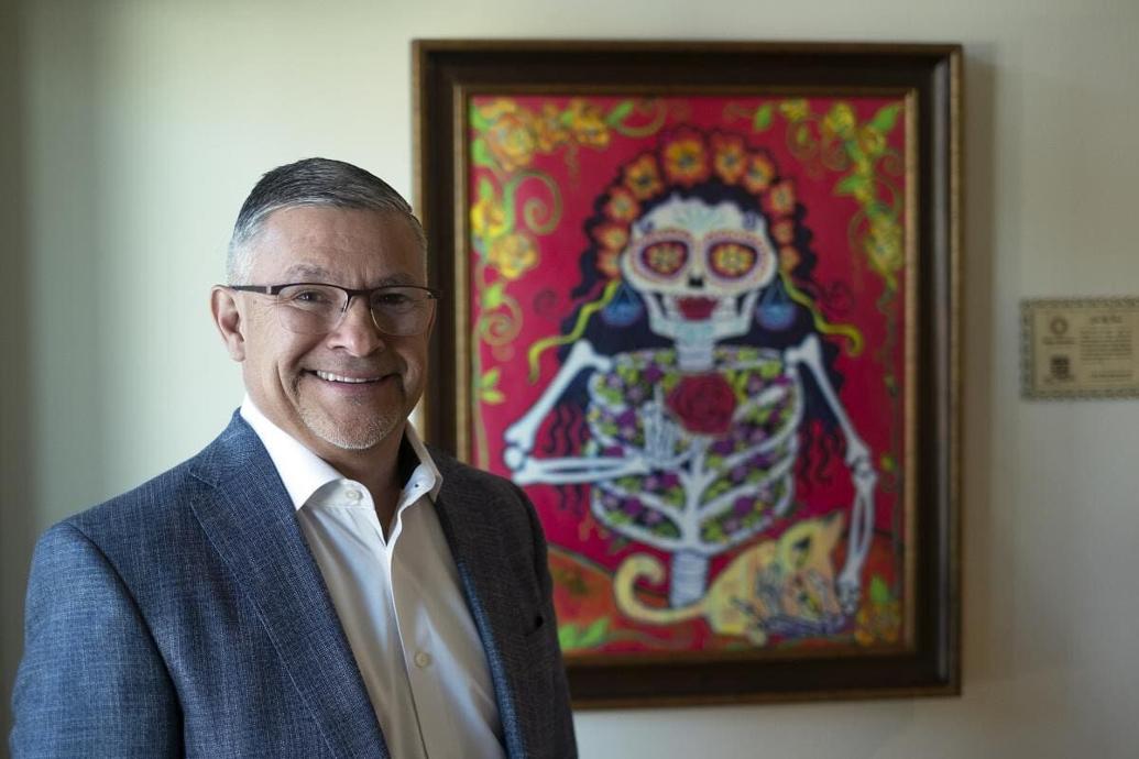 Phil Casaus takes helm at Albuquerque Hispano Chamber of Commerce