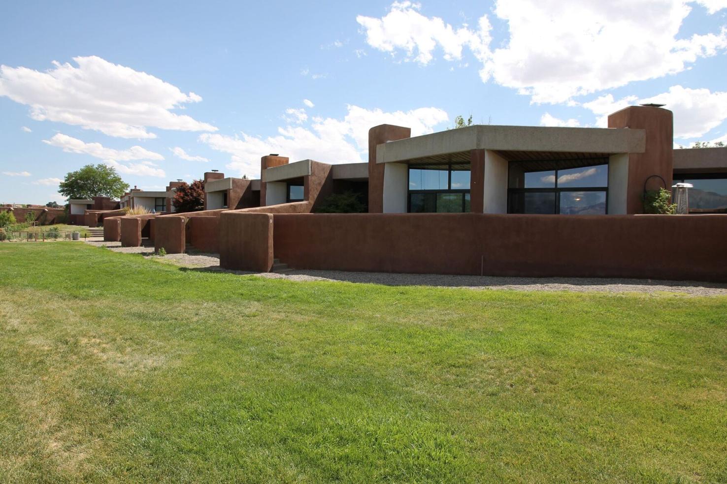 La Luz del Oeste, designed by Antoine Predock, named to National