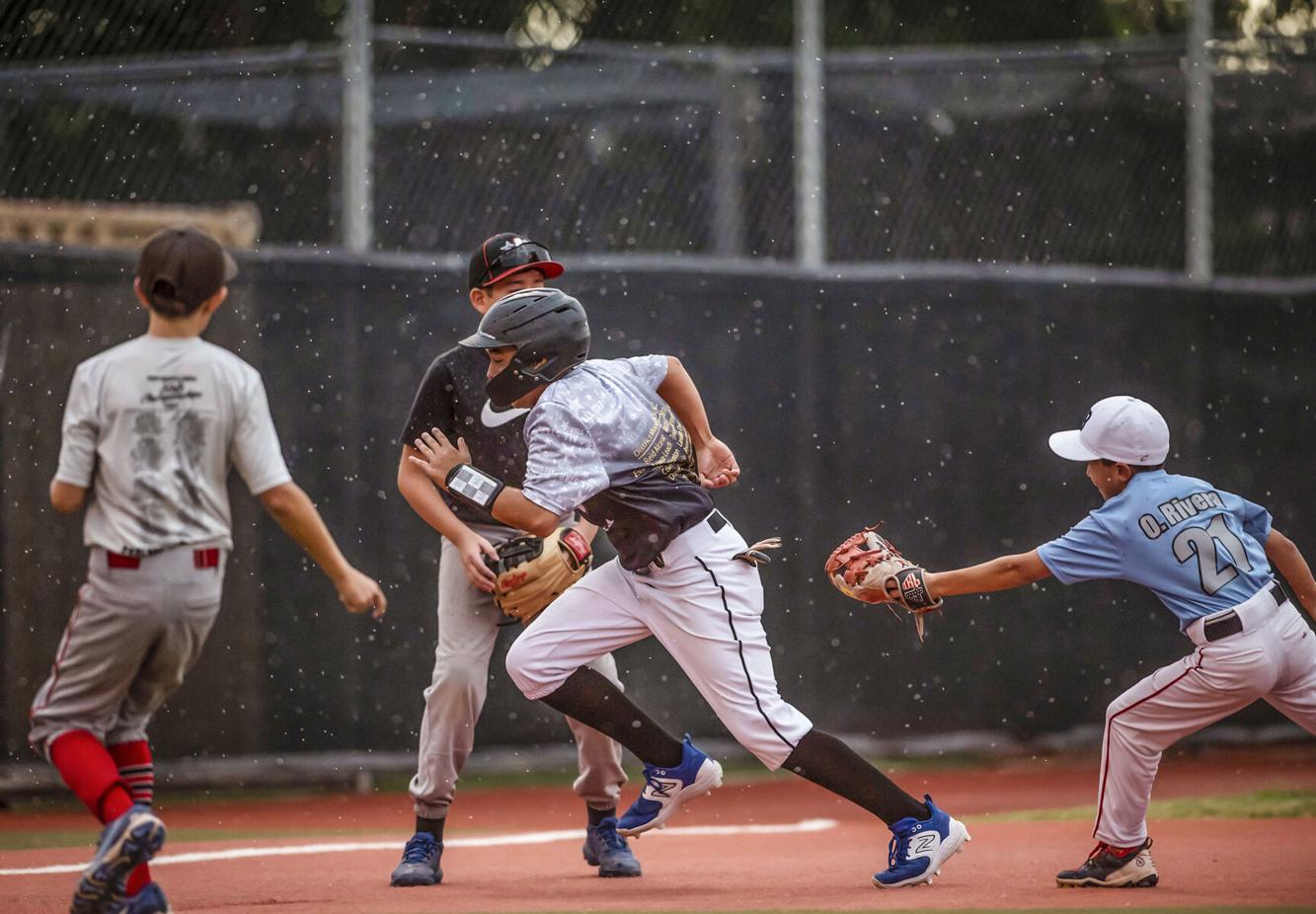 Check out these photos of the Roadrunner Little League Major AllStars