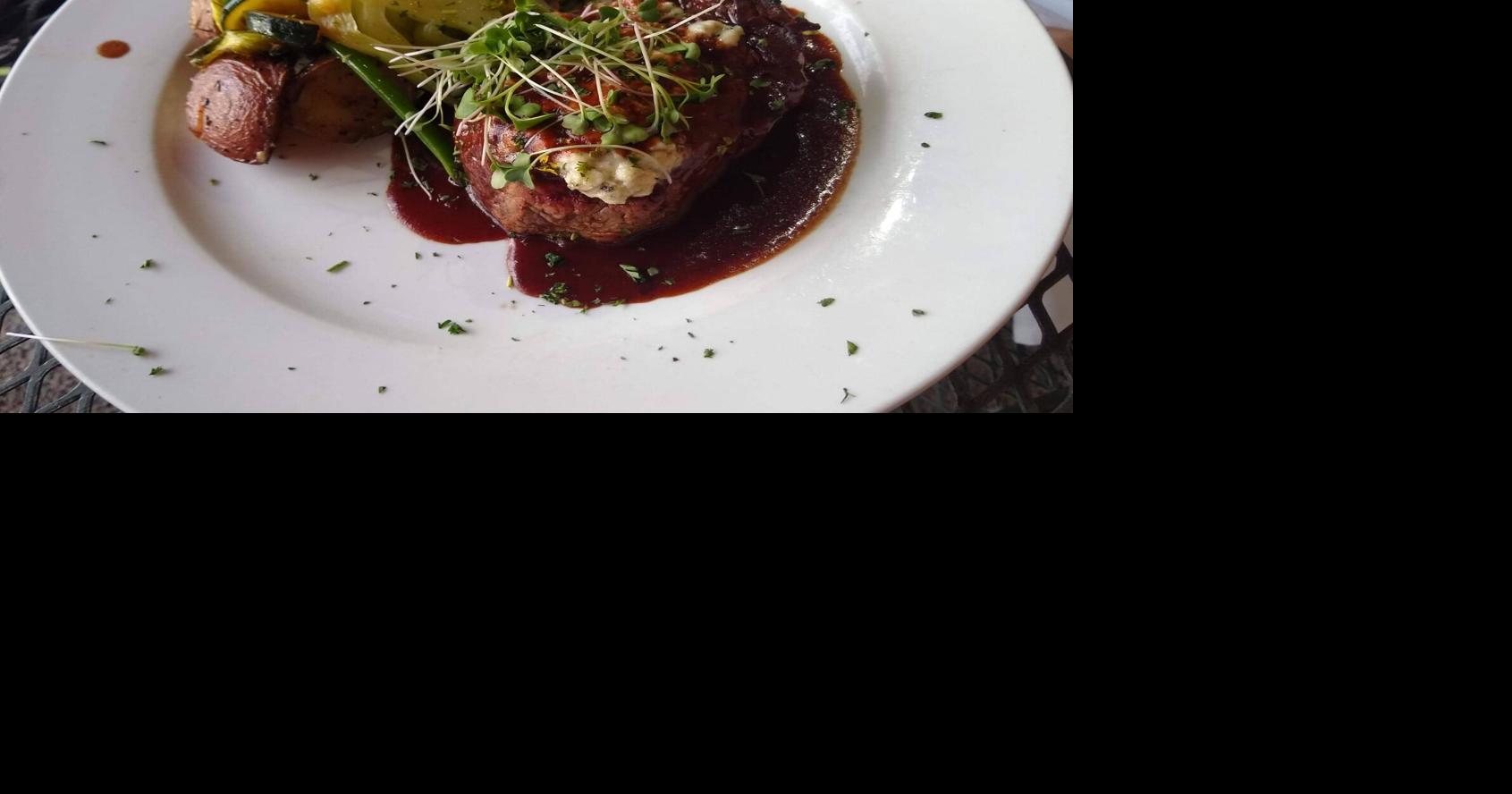 Blades' brings French bistro favorites to Placitas Food