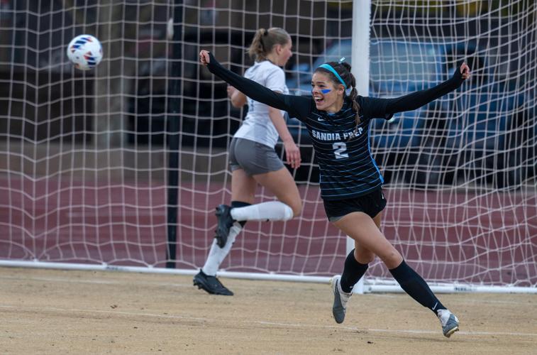 Sandia Prep girls continue to dominate Class 1A 3A soccer 澳门六合彩即时直播现场