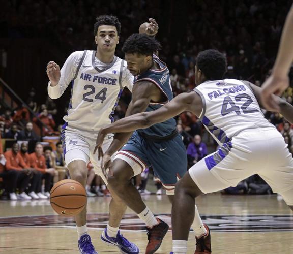 Photos UNM Lobos men's basketball team take on Air Force at the Pit