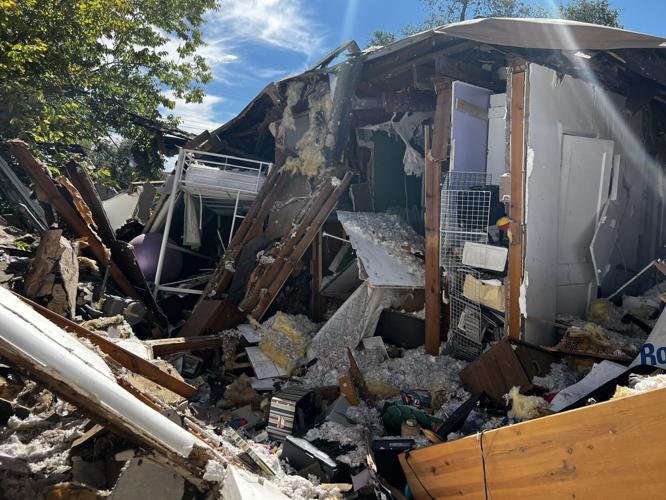 Crews fix gas leak following house explosion in NE ABQ News