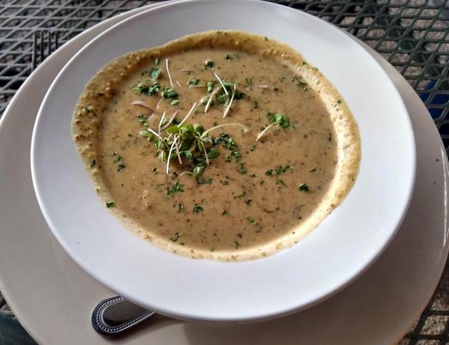 Blades' brings French bistro favorites to Placitas Food