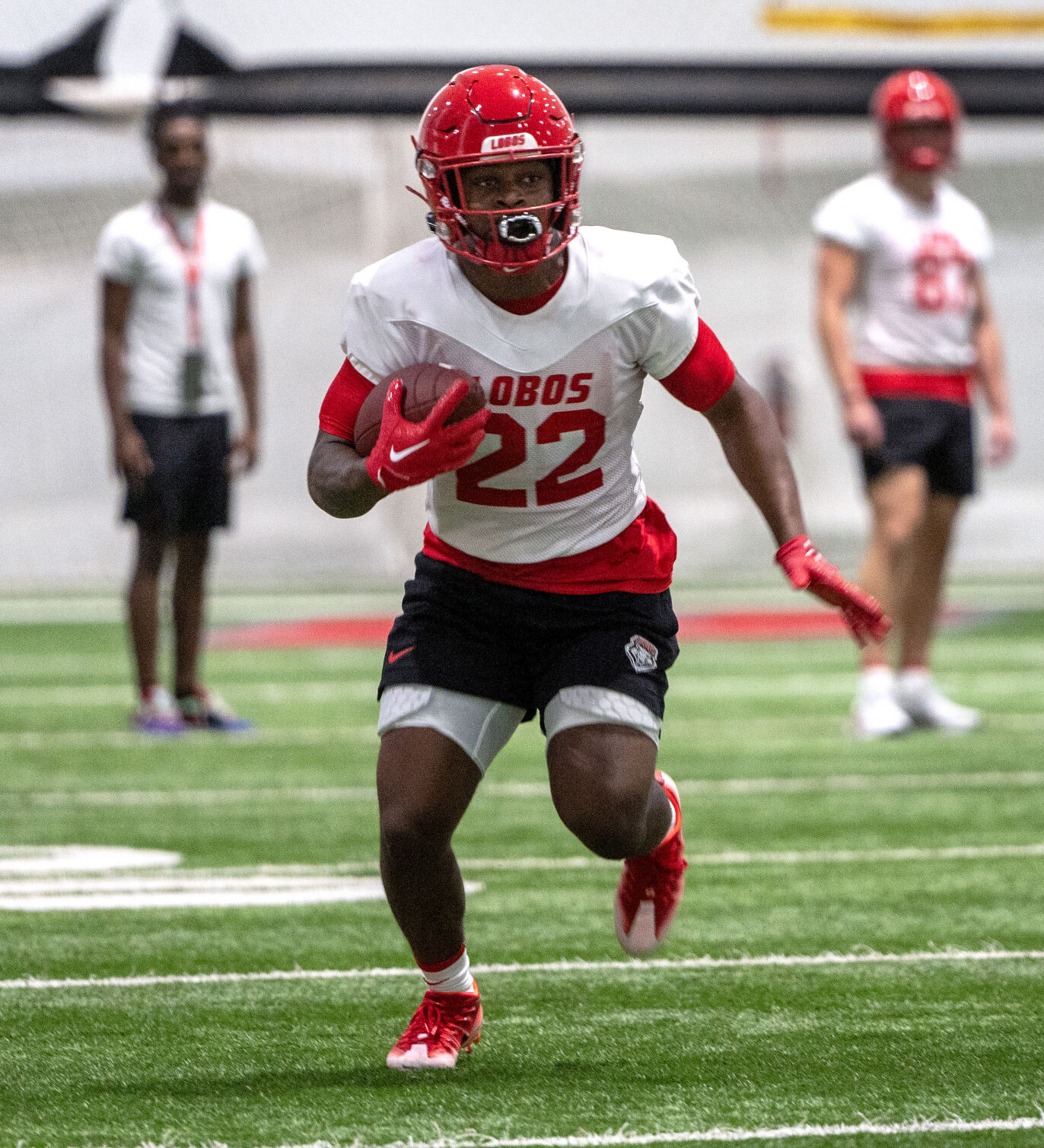 UNM Football wraps scrimmage on new home turf 