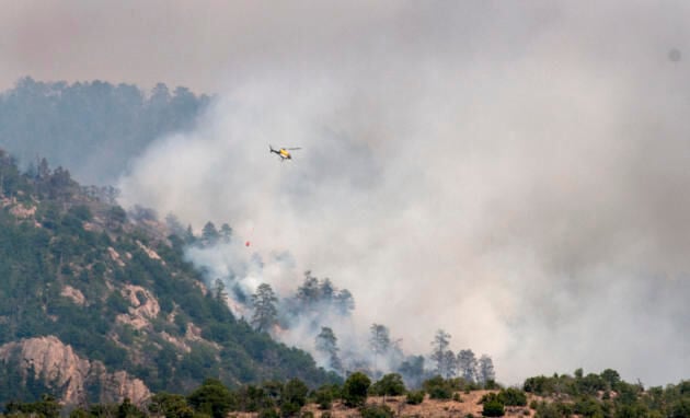 Fighting intensifies as Medio Fire grows | Local News | abqjournal.com