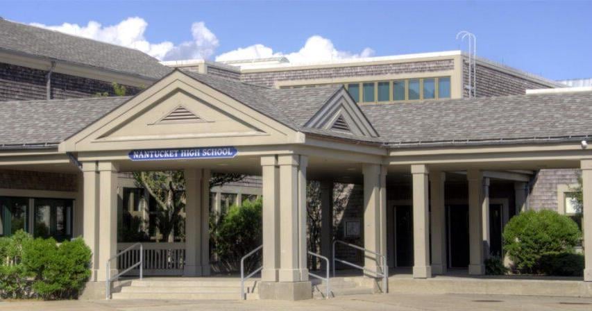 Teachers’ lawsuit over town medical-leave benefits heads to state’s highest court