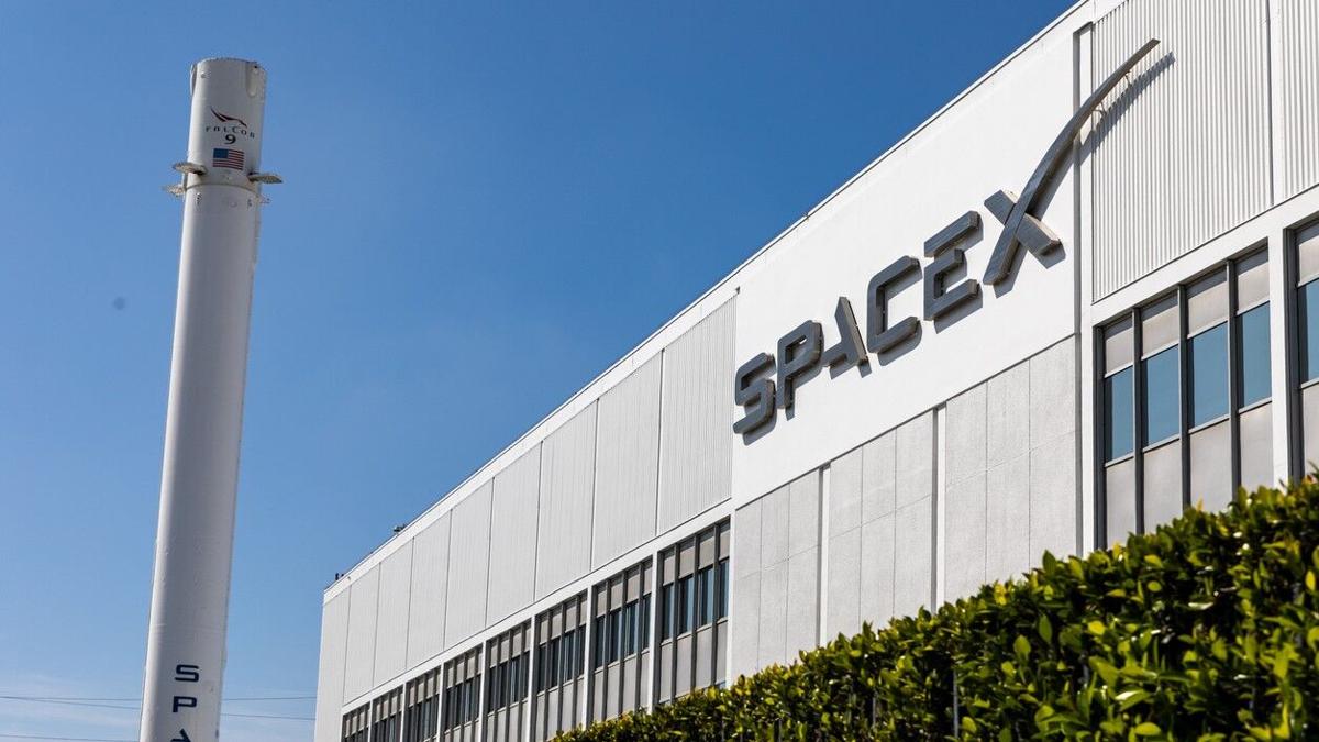 SpaceX and Tesla to Build Chip Factories in Texas | Manufacturing in Texas | advancedmanufacturing.org