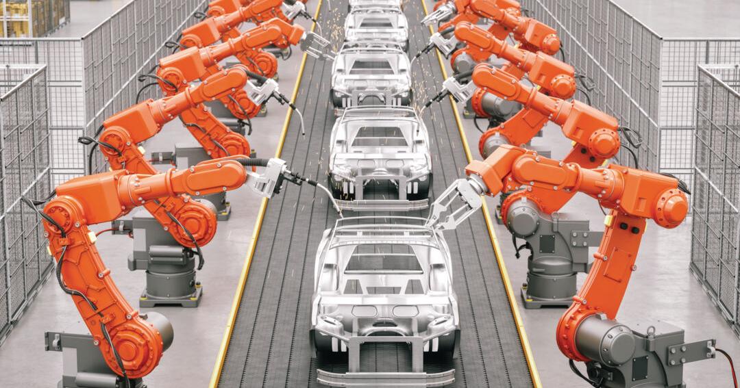 U.S. Industrial Production Surges 0.7%, Exceeds Expectations