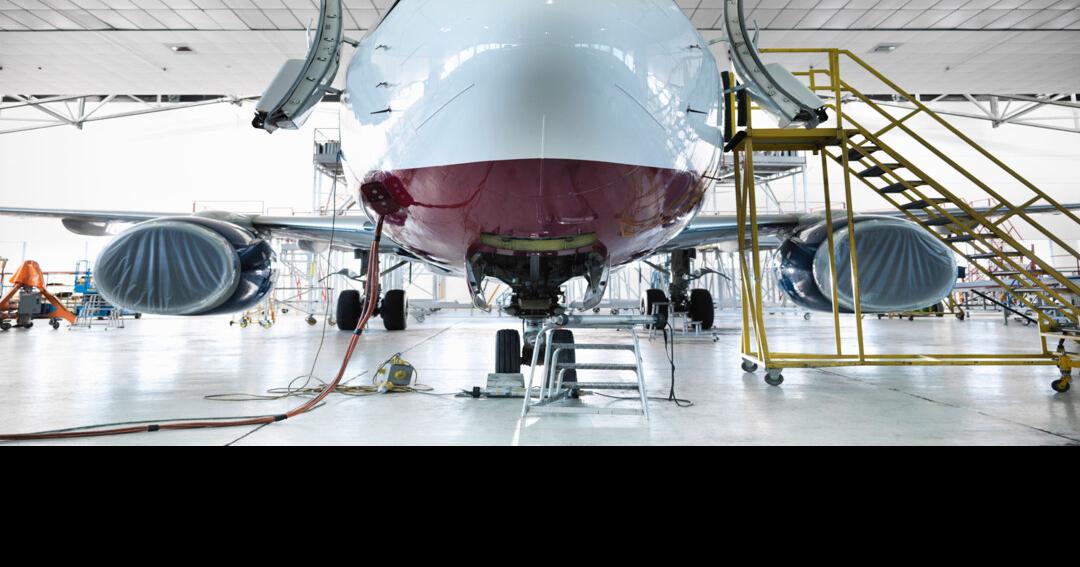 US Industrial Production Surges 0.9% Amid Aerospace Boom