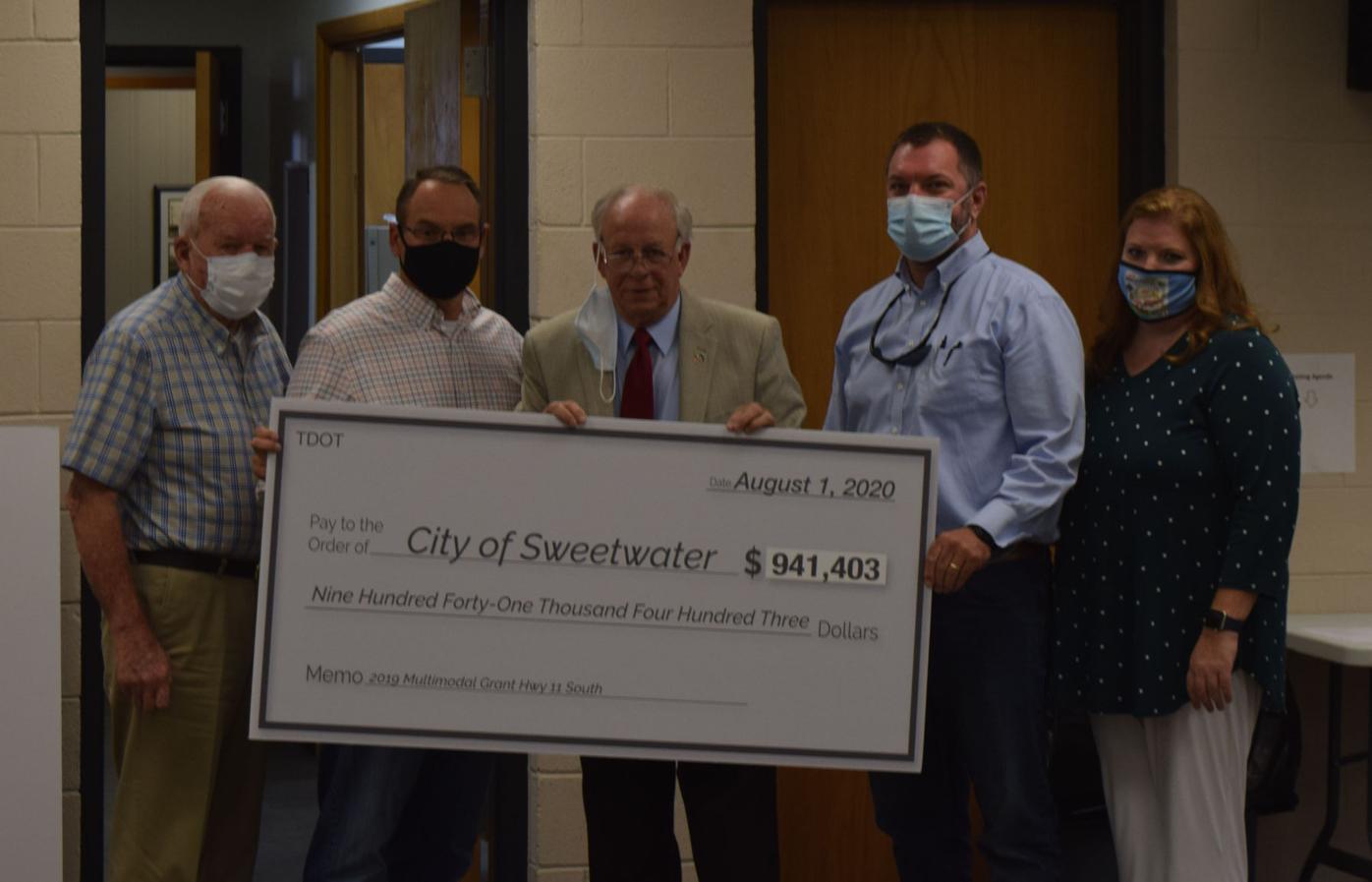 City of Sweetwater receives grants