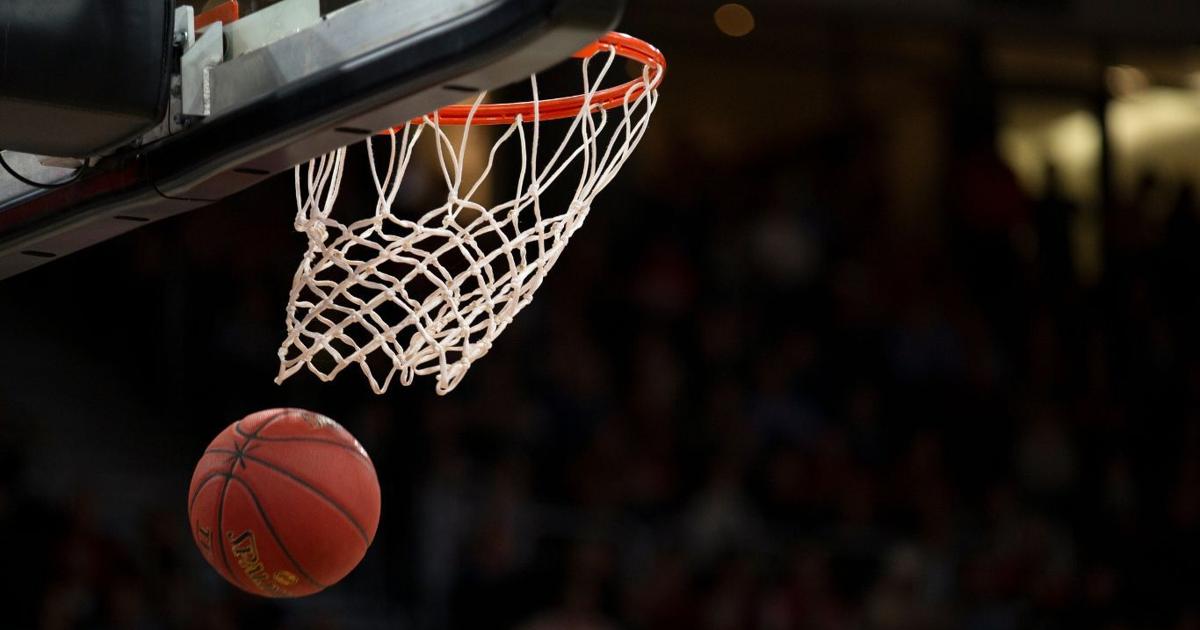 Sweetwater hires Hicks as next boys' basketball coach
