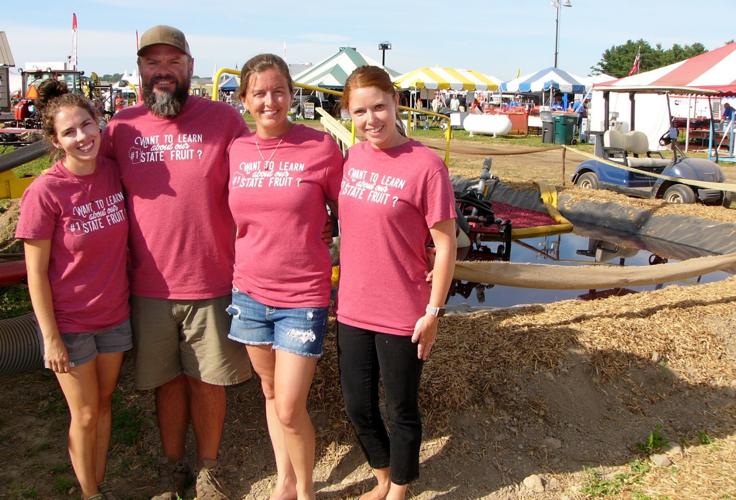 Cranberry growers promote state fruit
