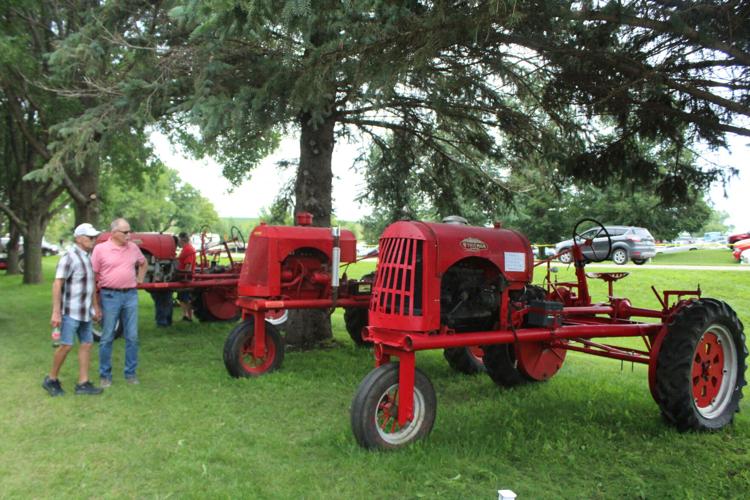 Granite Threshing Show (94).JPG