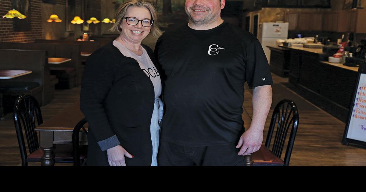 Smalltown cafe serves up hearty staples for Iowa community