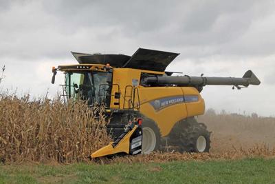 Marion County, Mo., farmer Will Bier combining