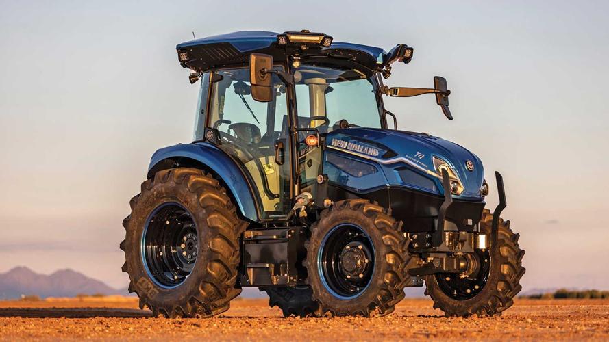 New Holland  T-4 electric tractor