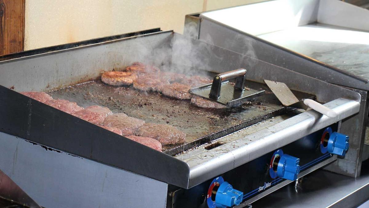 Moonshine burger-grill