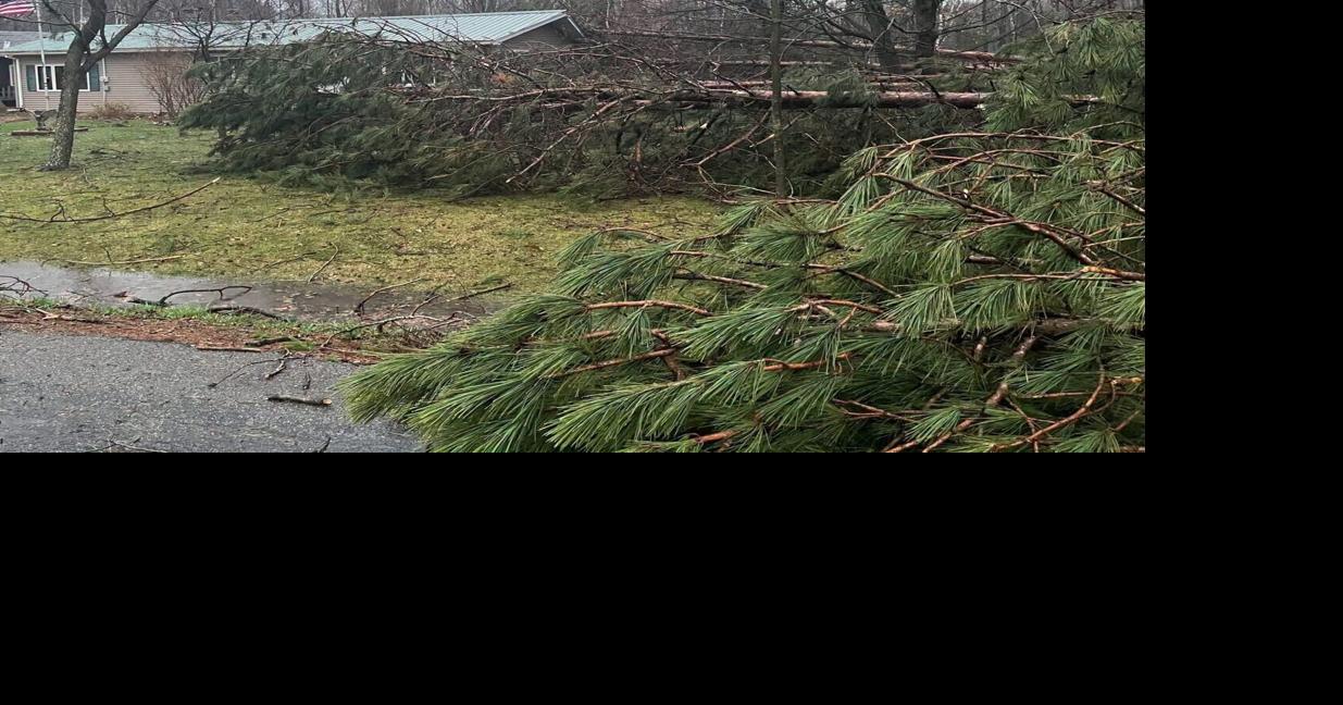 Tornadoes rip through Midwest