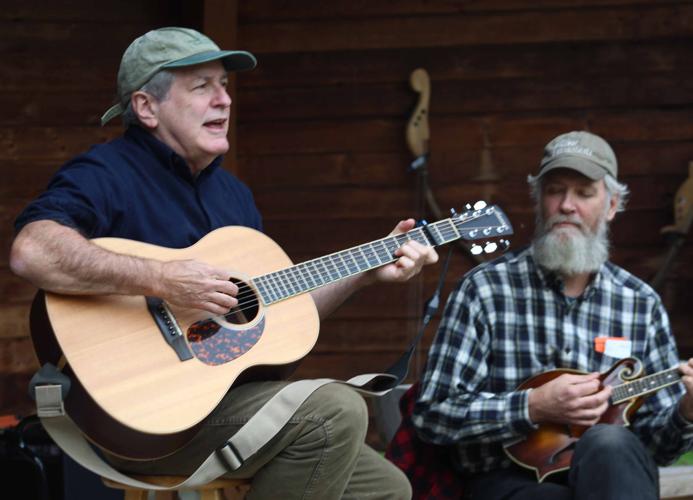 Prairie Spies play music