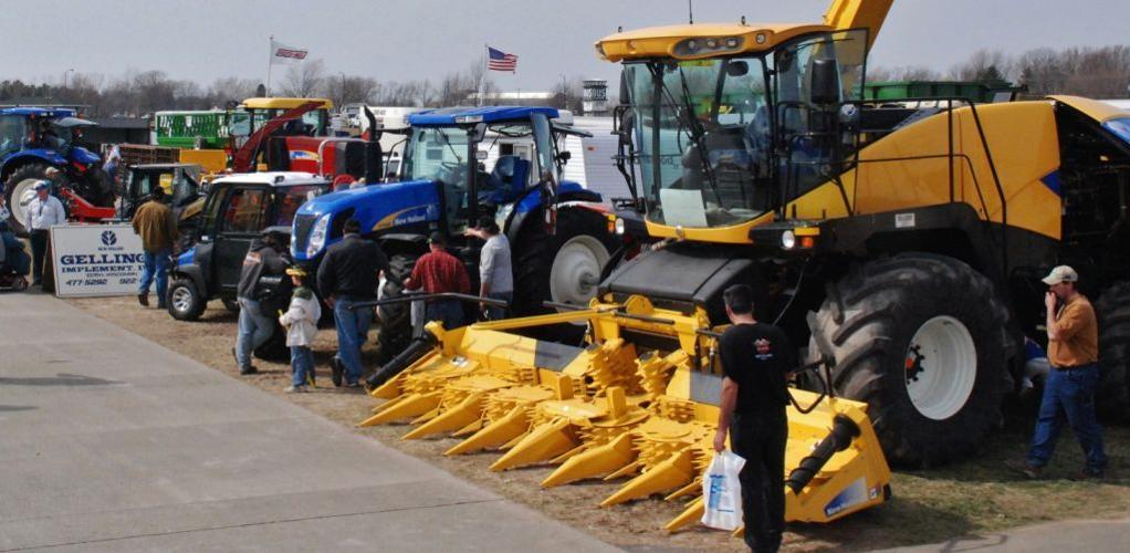 WPS 2013 tractors, machinery