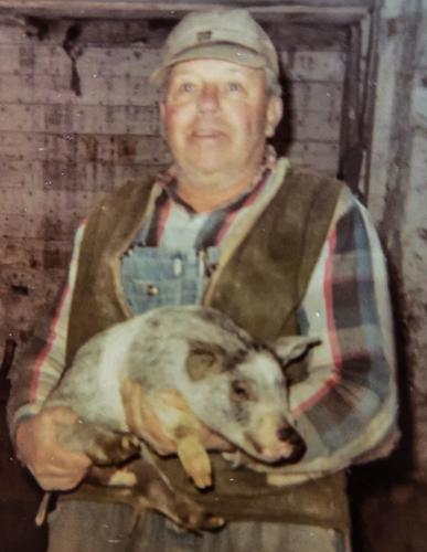 Leonard Sumwalt with pig