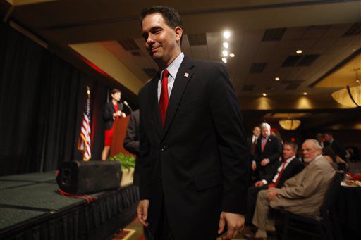 Scott Walker at Iowa fundraiser 3