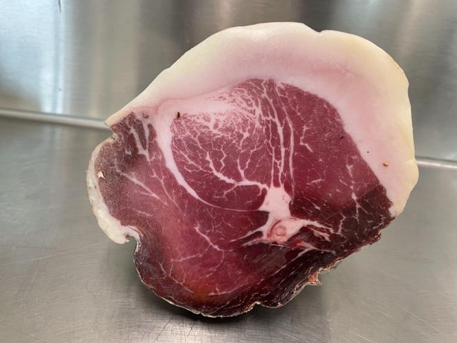 Mangalista hogs (5).jpg