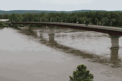Missouri River bridge