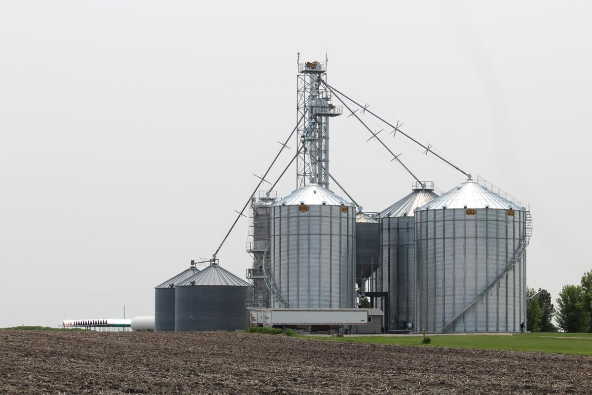New Grain Dryer Bin System Improves Farmer S Harvest Season Crop Agupdate Com