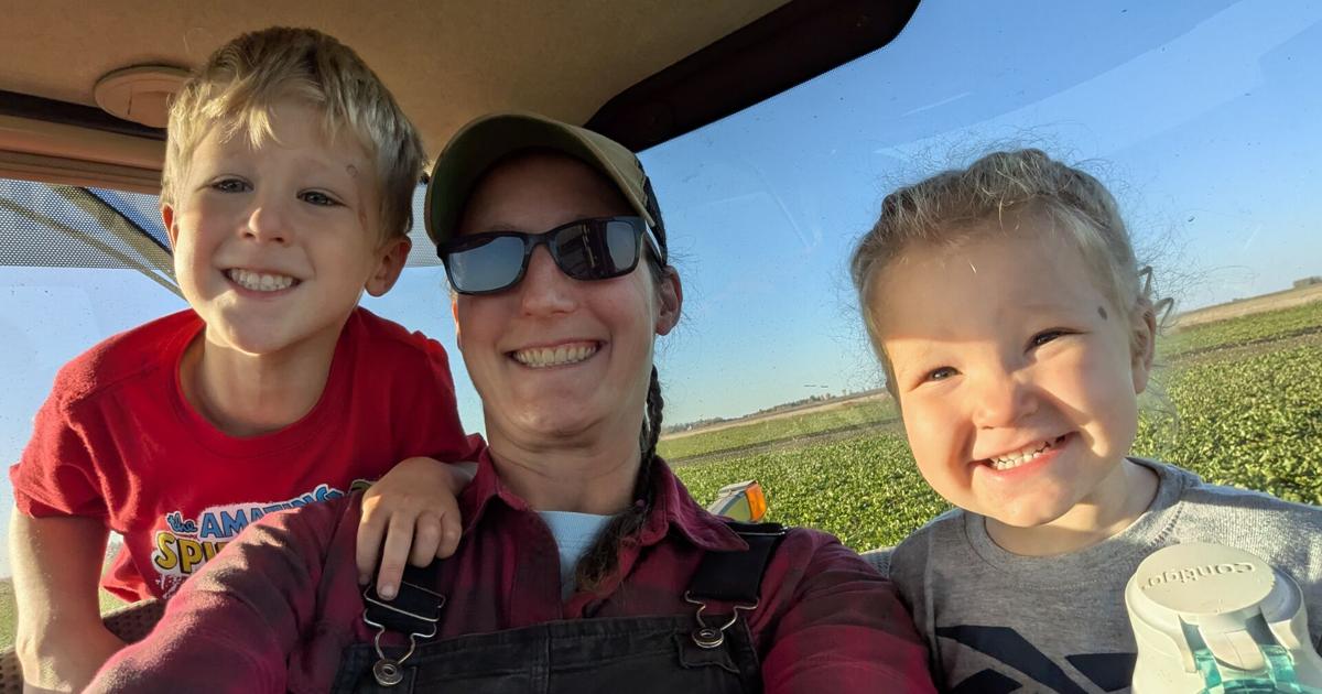 Megan Horsager and kids