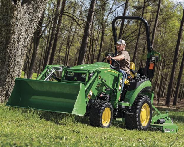 2025R Utility Tractor_51810.jpg