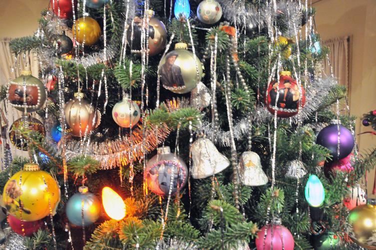'White Christmas' tree