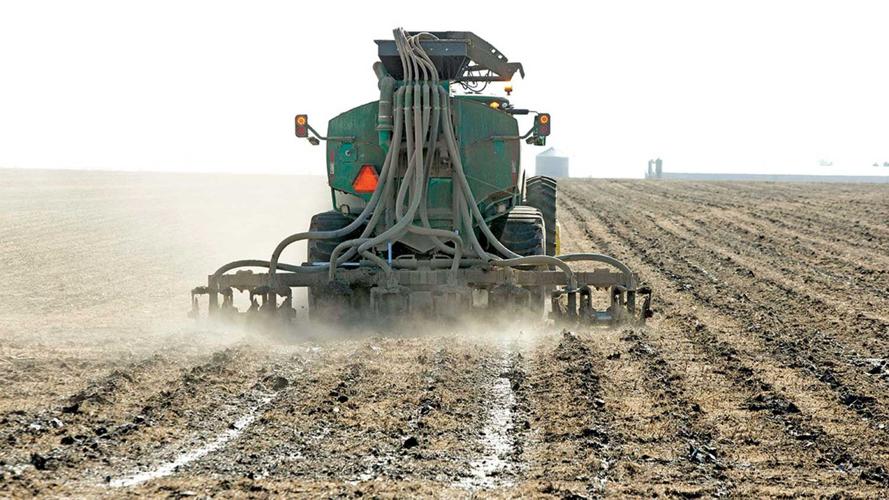 Nutrient-Management,-Rear-View