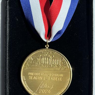 2024 U.S. Presidential Scholar medal