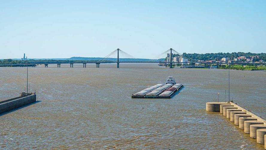 Barge traffic