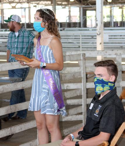 Fair royalty with mask